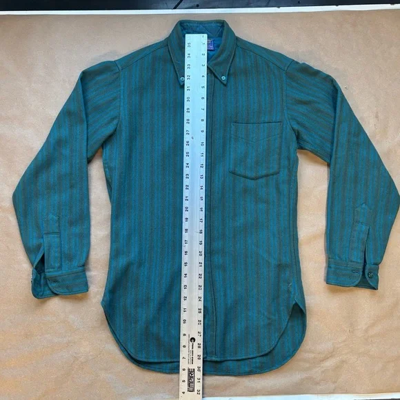 Vintage Pendleton wool button up over shirt, used good condition - Picture 7 of 8